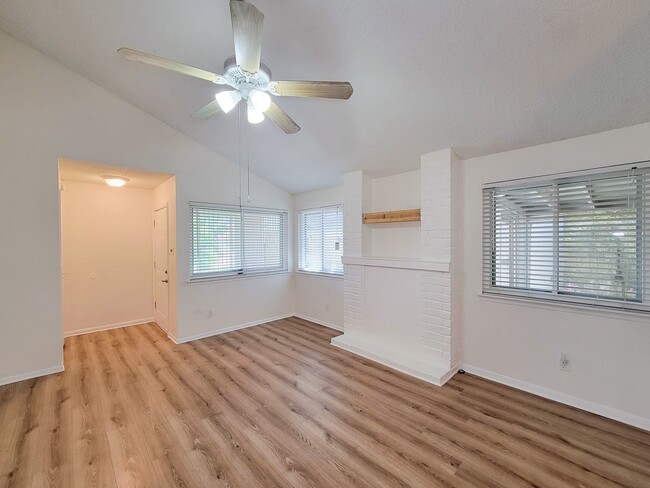 Photo - 17808 Northway Ct