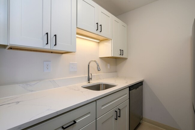 Oak Forest Apartments
