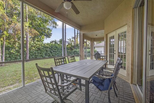 Photo - 146 Fernwood Crescent