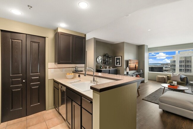 Photo - Amazing Views & All the Amenities at The Ellington w/Parking! $2650 Unit 1018