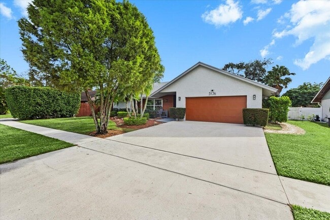 Photo - 5136 Beechwood Rd