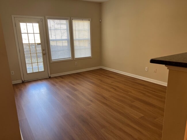 Photo - 2210 Copper Trail Ln NE