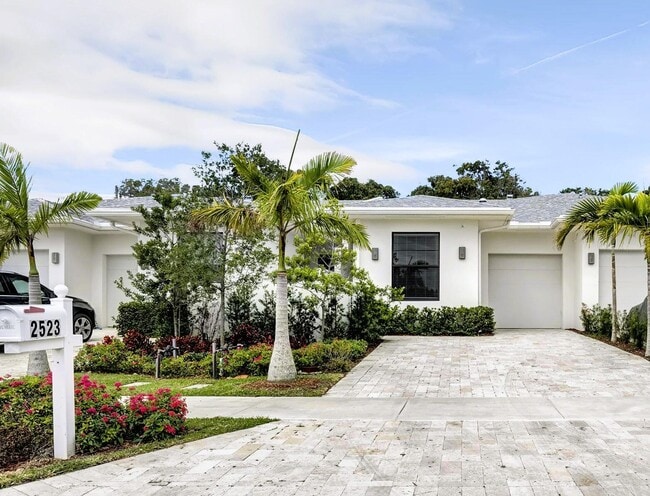 Photo - 2523 Oceanview Ave