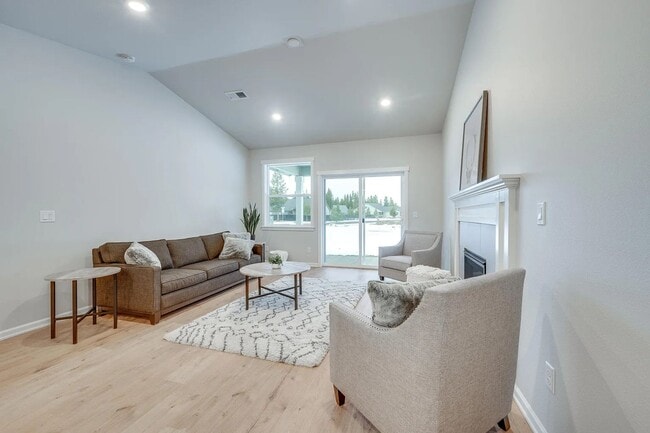 Photo - Beautiful Newer Model Home with Open Floor Plan, A/C & Fenced Yard!