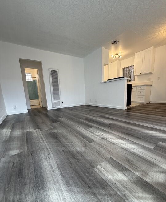 Photo - 957 N St Andrews Pl Unidad 955 #1