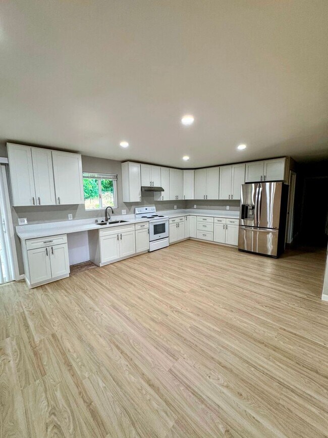 Photo - 16116 Mistletoe Ln Unit 1