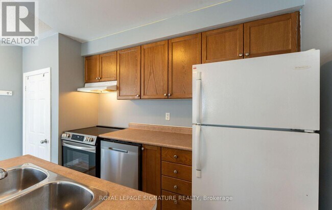 Photo - 6 Innisvale Dr