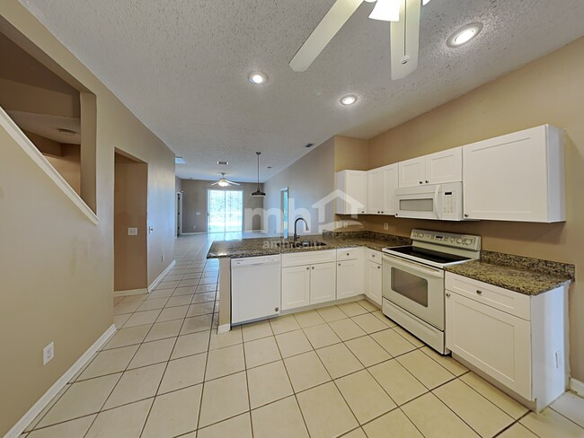 Photo - 10653 Firebrick Ct