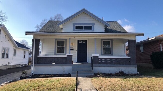 2313 Fauver Ave. - 2313 Fauver Ave. House