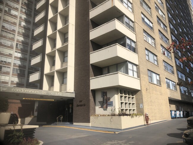 Photo - 6157 N Sheridan Rd Condo Unit 7L