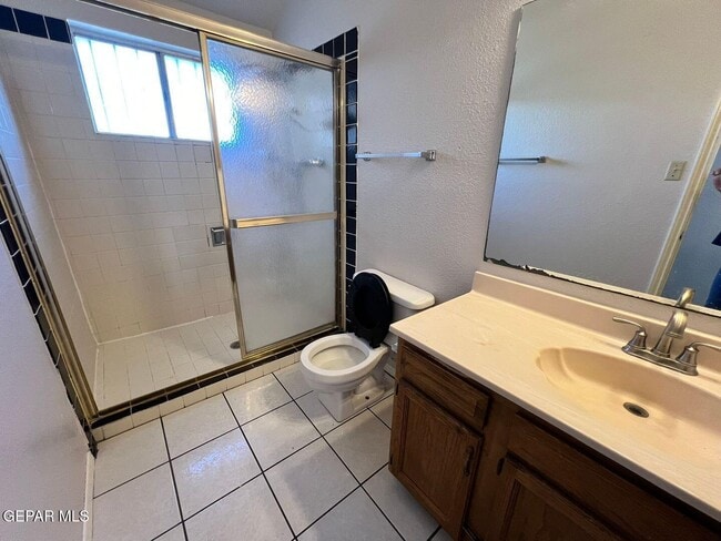 Photo - 673 Bristol Dr