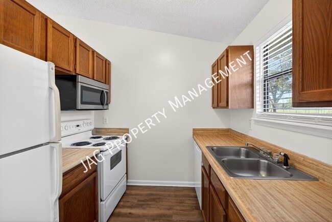 Photo - 1234 Montecello Dr Unit B