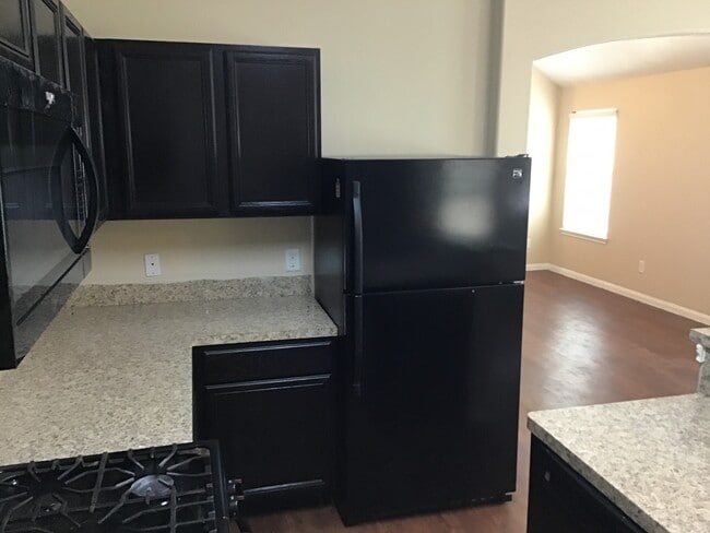 21507 Donata Cir