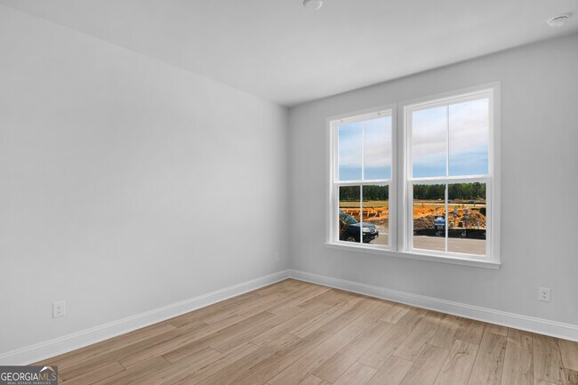 Photo - 267 Dendron Dr