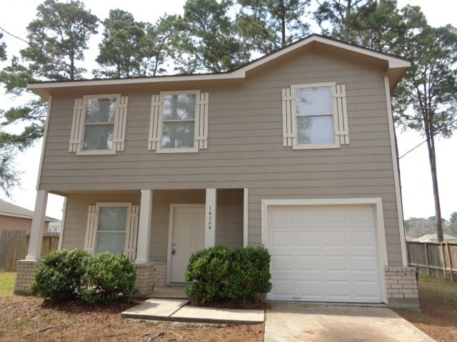Building Photo - 16746 Fallen Timbers Dr