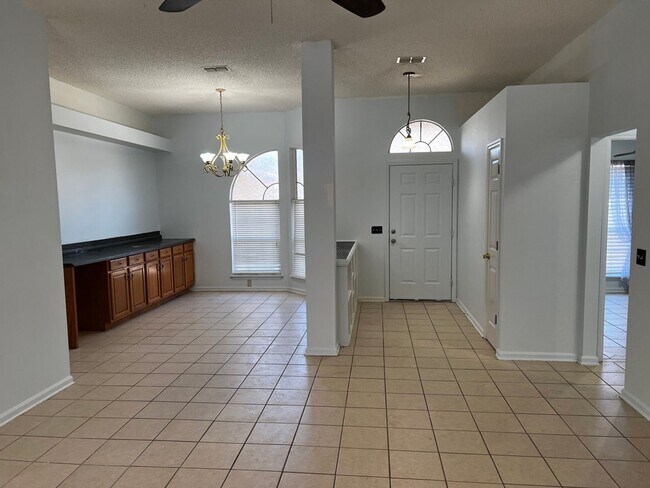 Photo - Beautiful 3BR/2BA Home Minutes from Kings Bay Naval Submarine Base!