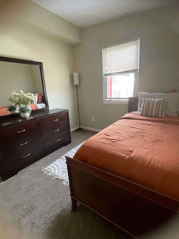 Building Photo - 888 W Lombard St