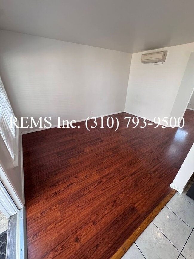 Photo - 3580 Brenton Ave Unidad B