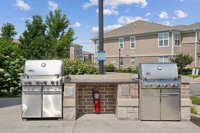 Highland Ridge apartments — community photo