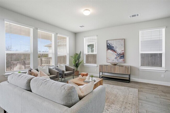 Photo - 113 Stone Cyn Dr