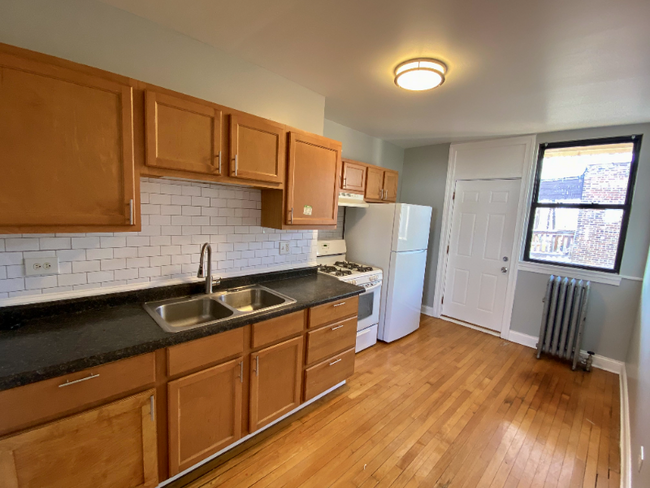 Photo - 6501 S Maplewood Ave Apartamento Unidad 2525-2