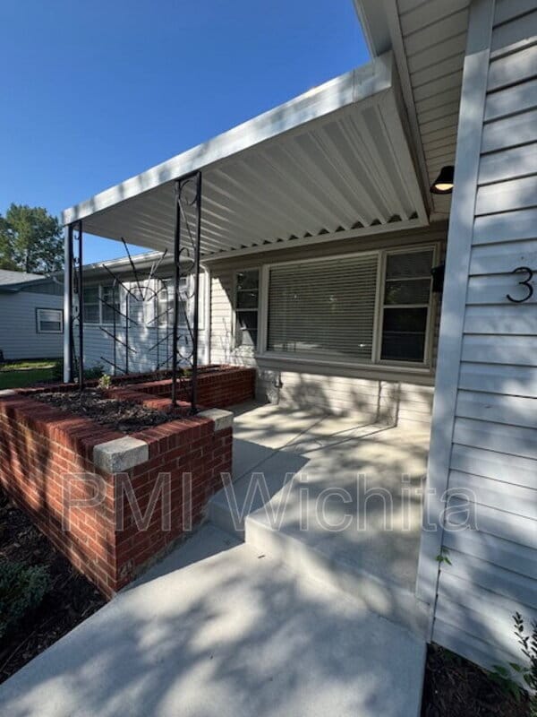 Photo - 3315 S Hiram St