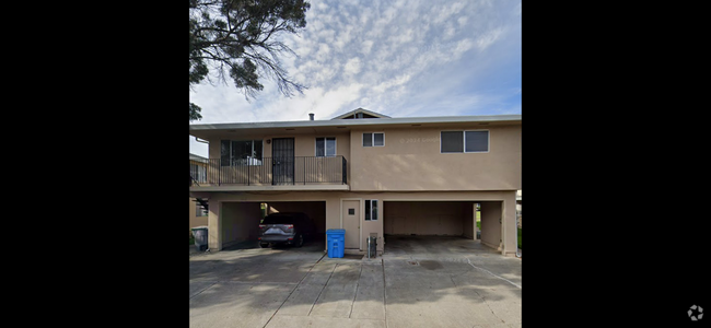 Building Photo - Two Bedroom Condo for Rent in Vacaville