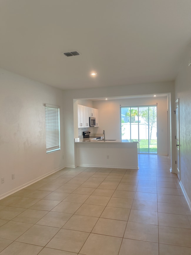 Photo - Charming 2-Bed, 2 and half-Bath Townhouse ...