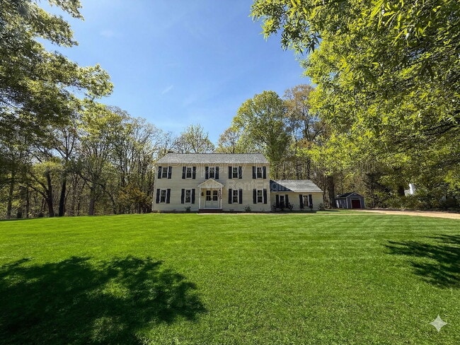 Building Photo - 428 Ingleside Dr