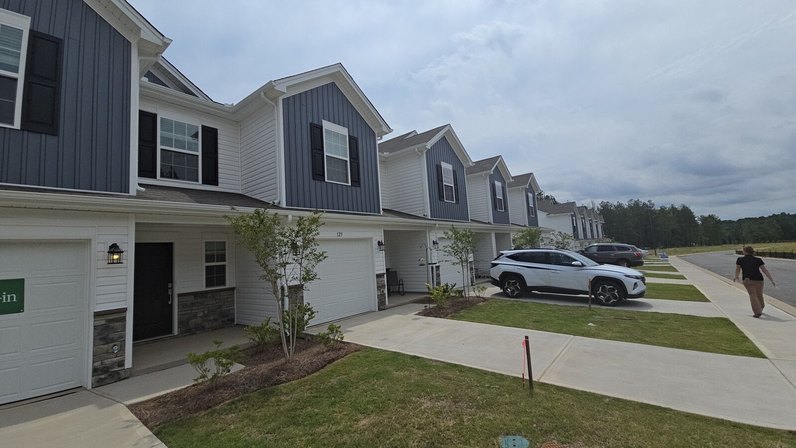 Photo - 131 Tango Dr