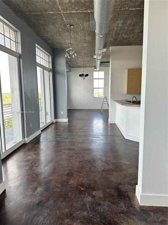 Photo - 1791 NE Miami Gardens Dr Unit E604