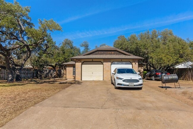 Photo - 8904 Pineridge Dr