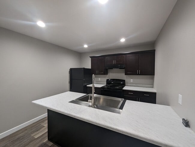 Photo - 3 Bedroom/2 Bathroom House • Southside