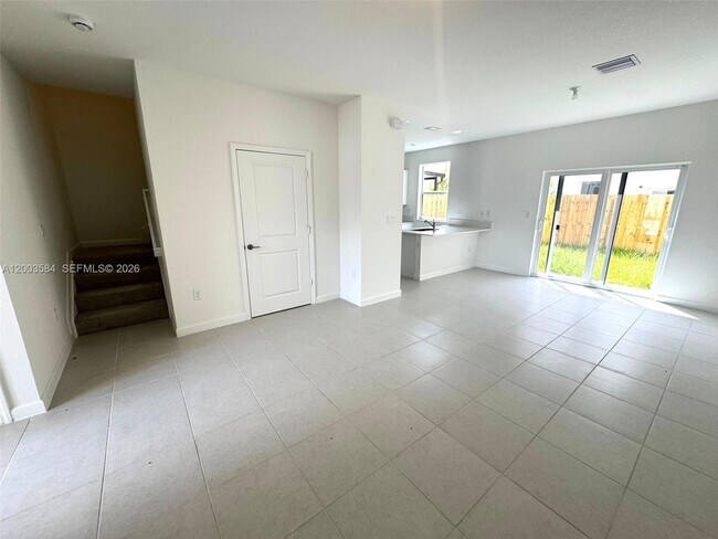 Photo - 2877 SE 24th Ct