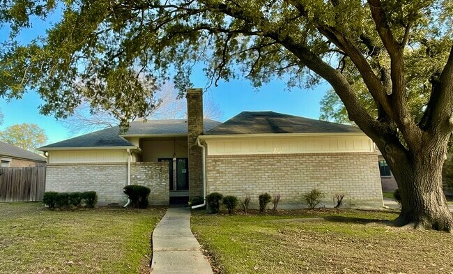 7918 Midland Forest Dr