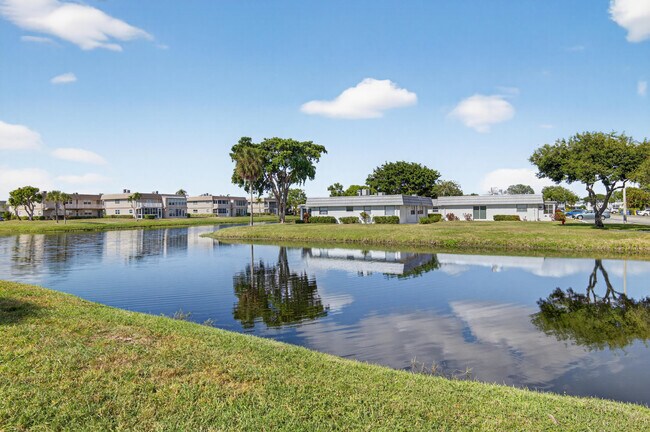 Photo - 118 Monaco Blvd Unit 118