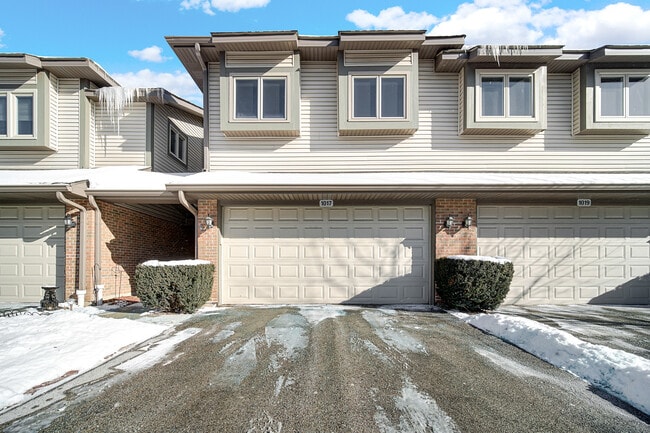 Building Photo - 1017 Arbor Ct