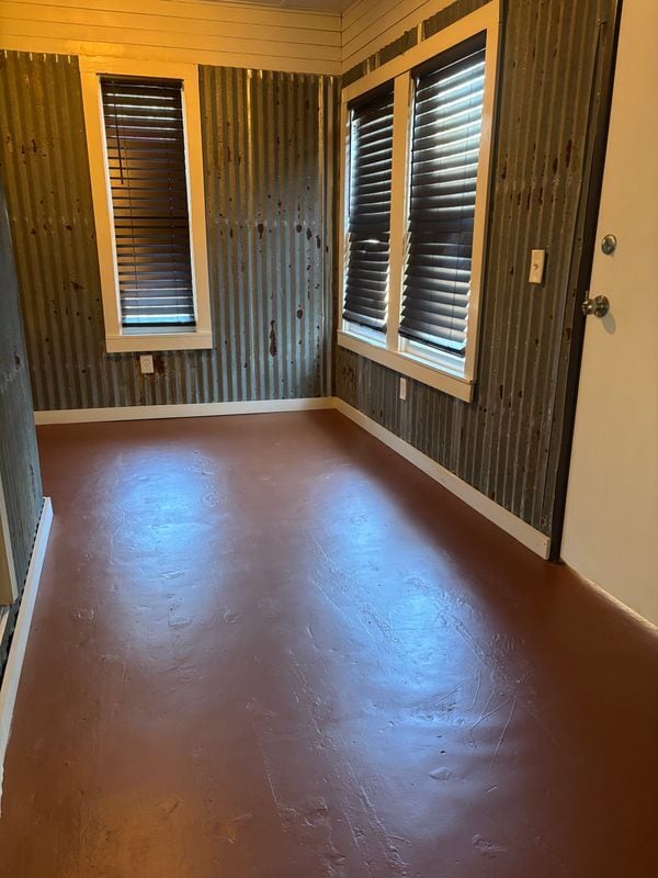 Photo - 874 Oasis St