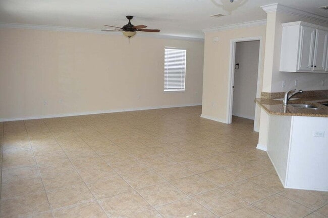Photo - "Charming 3-Bed home with 2.5 Baths in the Heart of Shalimar!"