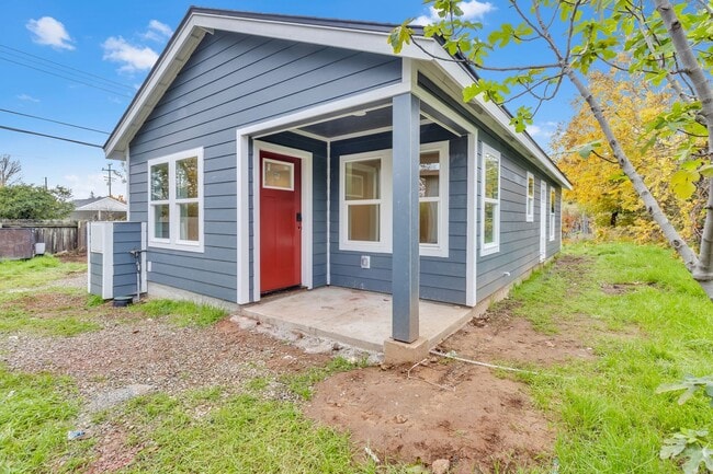 Building Photo - 4700 65th St Unit 4712 65th St