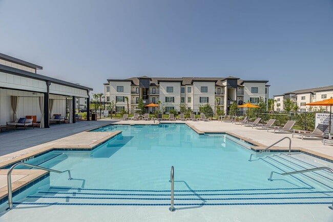 Photo - Atlantic Breeze Apartments