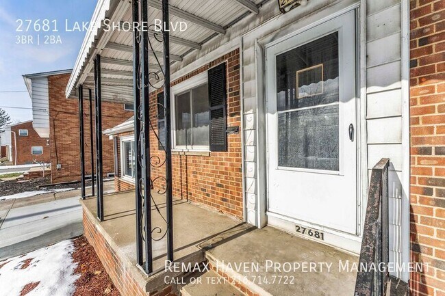 Photo - 27681 Lake Shore Blvd-