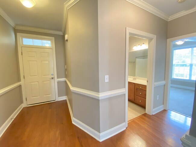 Photo - 411 Gallery Dr