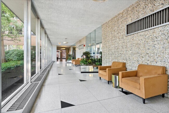 Photo - 3950 N Lake Shore Dr Unit 627E