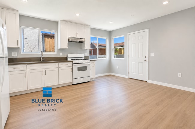 Building Photo - 1242 W 93rd St Unit 1242 1/4