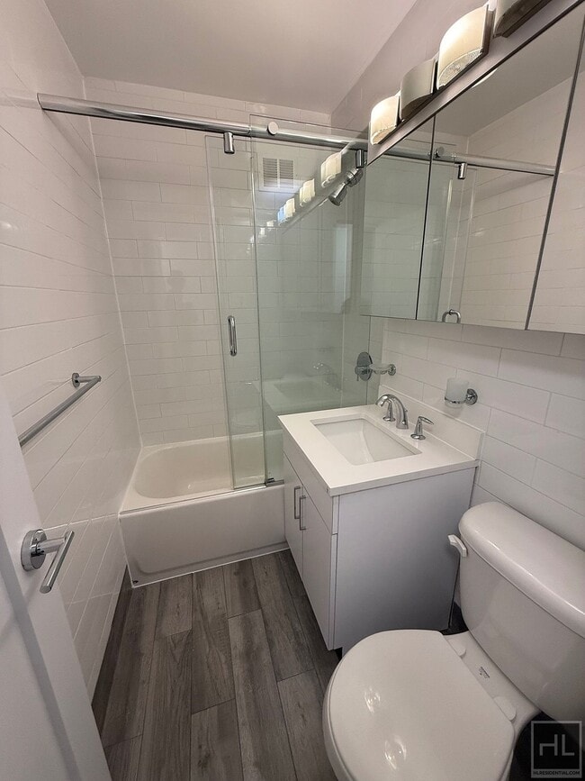 Photo - EAST 35 STREET Unit 2I