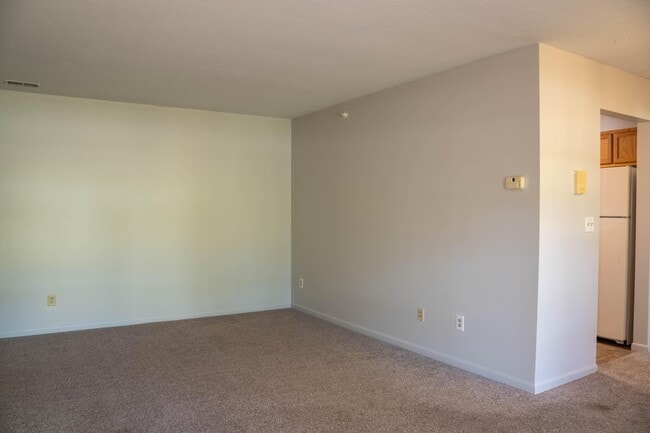 Photo - 100 N Rdg Dr Unit 2