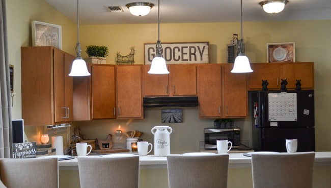 Photo - Oak Manor Villas