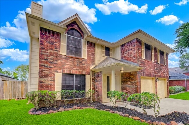 Building Photo - 138 W New Meadows Dr