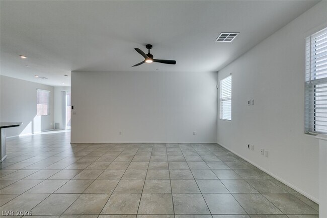 Photo - 1027 Huckburn Ave